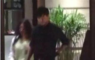 吃瓜新婚妻子出轨视频,吃瓜群众热议婚姻危机