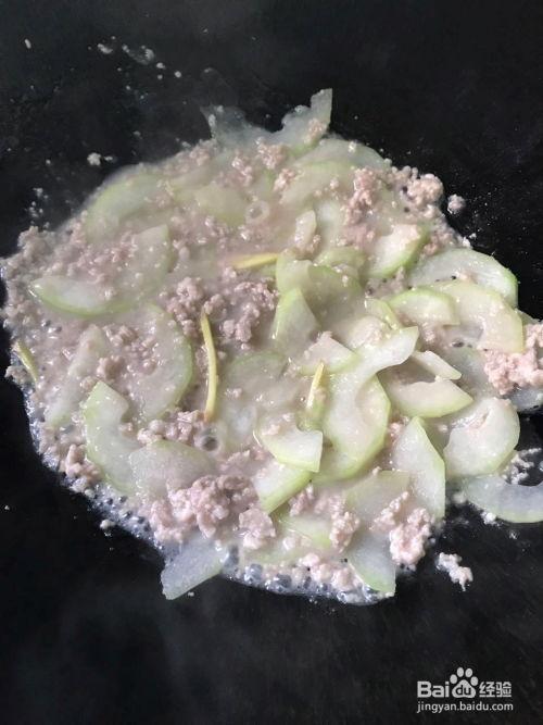 毛瓜怎么炸着吃,香脆可口的家常炸毛瓜