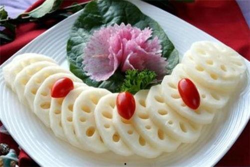 夏吃瓜冬吃藕,夏享清凉瓜果，冬品滋补藕韵