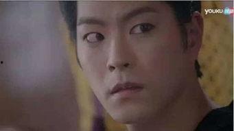 穿成炮灰吃瓜,穿书后我成了吃瓜达人